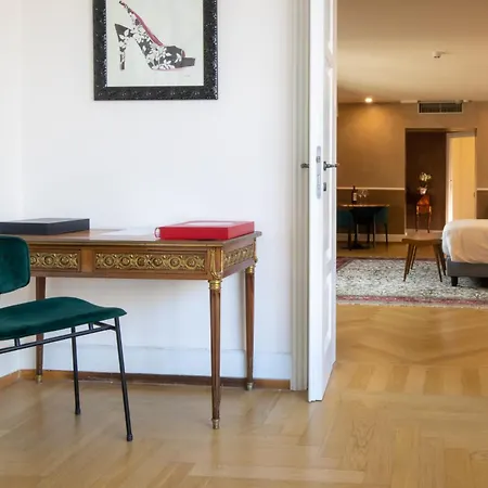 Hotell Galleria Vik - Townhouse Galleria - Small Luxury Of The World