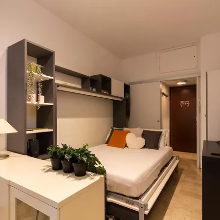 Melzo - Porta Venezia * Милан