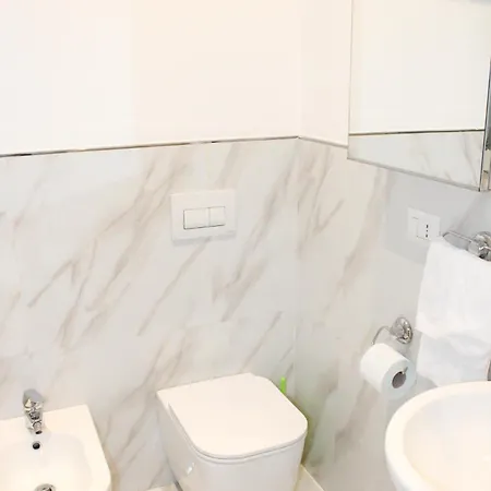 Washington Terrace 82