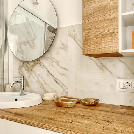 Cozy Flat In Station - 4 Pax Apartment Milan