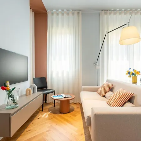 Crocetta Living By Halldis Apartment *