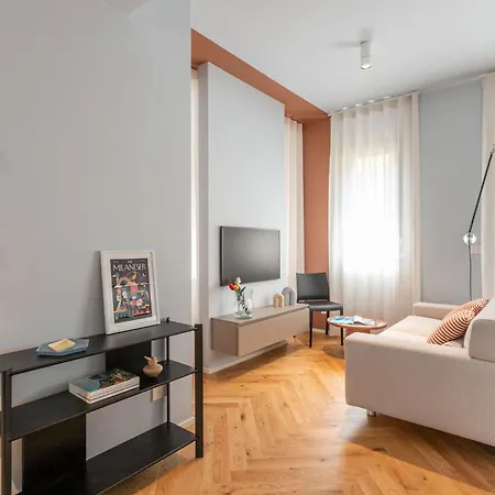 Crocetta Living By Halldis Apartment Milan