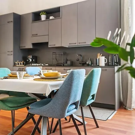 Duomo 10 Min Apartman Milánó