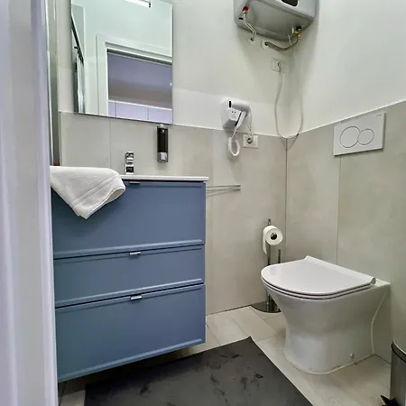 New Mono 5 Min To Isola Corso Gae Aulenti Duomo מילאנו