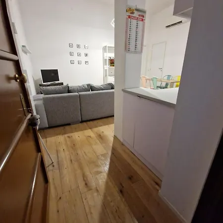 Bilocale Moderno Viale Umbria *