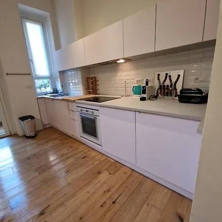 Apartament Bilocale Moderno Viale Umbria Mediolan