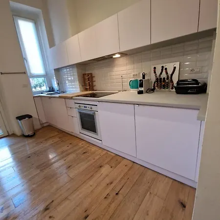 Bilocale Moderno Viale Umbria *