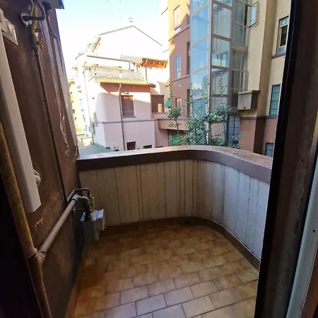 Bilocale Moderno Viale Umbria דירה