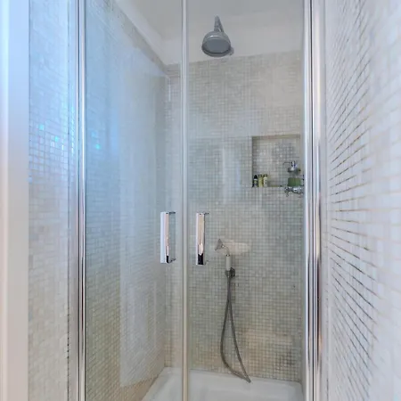 Apartment Luminoso Bilocale In Zona Navigli, Vicino Metro M2 Milan