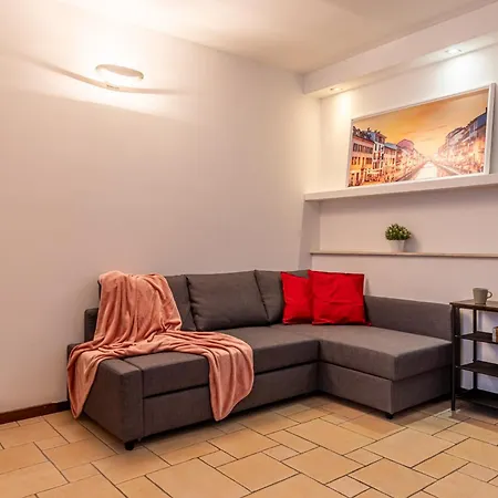 Apartmán Romantic Navigli - 15min Duomo - Free Parking *