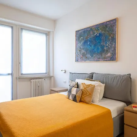 Cenisio Comfort Battaglia Apartment Milan