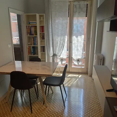 Apartament La Casa Di Leo - Bovisa *