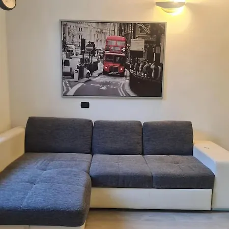 アパート Porta Romana Experience - Authentic Milanese Flat *