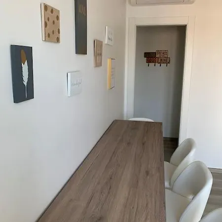 Apartment Trilocale Con Vista E Due Bagni Vicino Citylife *