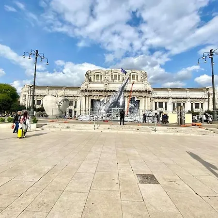 Casa Stazione Centrale, Corso Buenos Aires, Milan
