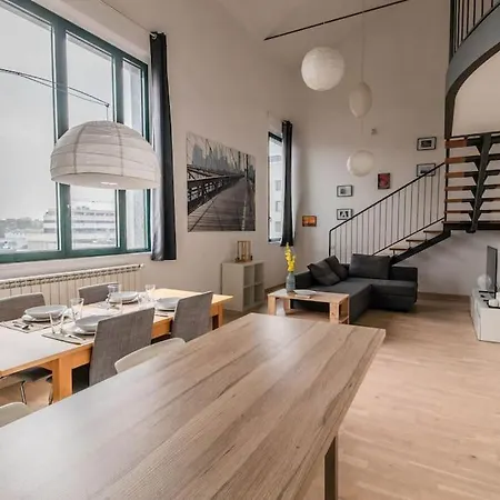 Cozy Loft - Luxury And Quiet شقة ميلان