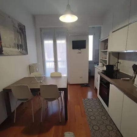Esplora Comodamente E Poi Riposa Tranquillo Daire Milano