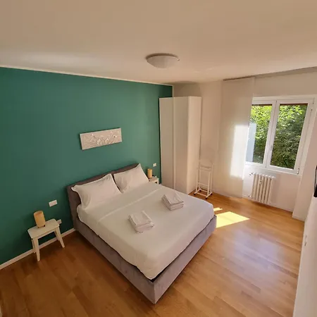Daire Maragda House Linate - Duomo- San Babila *