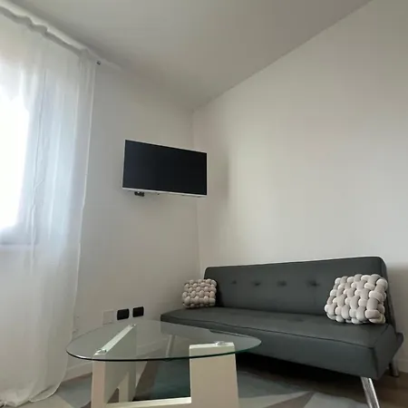 Couette-café Monolocale Ovidio Design