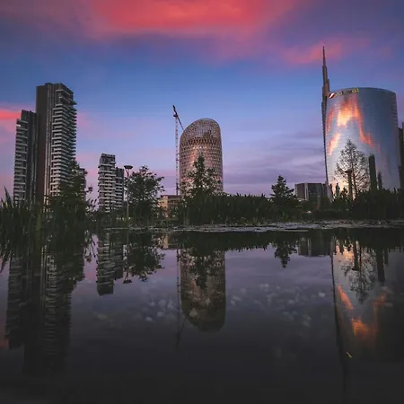 Bellissimo Mini A Tema Bandiera Italiana, Potente Wi-fi, 3 Linee Metropolitane Dietro Casa, Collegato Direttamente Con Aeroporto Di Malpensa E Rho Fiera * Milão