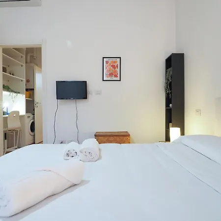 Apartment Primopiano - Rosolino Pilo *