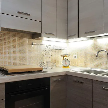 Apartment Primopiano - Rosolino Pilo *