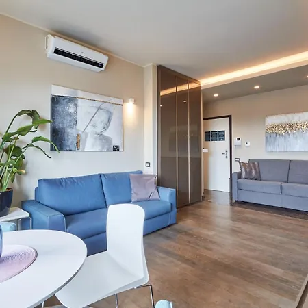 Easylife - - Menotti 2a - Porta Venezia Apartman *