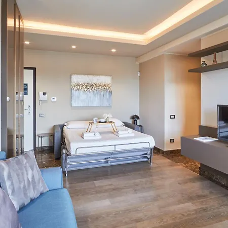 Easylife - - Menotti 2a - Porta Venezia Milánó