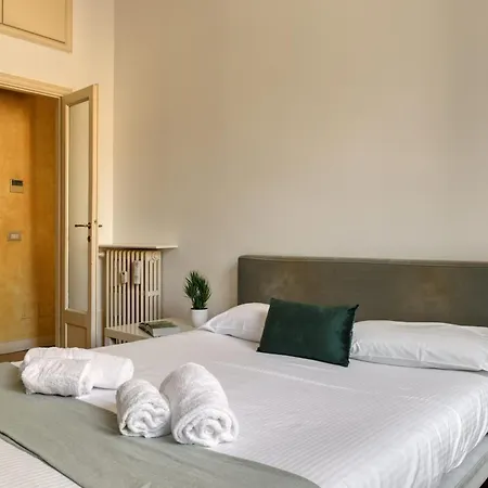 Joivy Warm & Airy Flat Near The Centre 밀라노