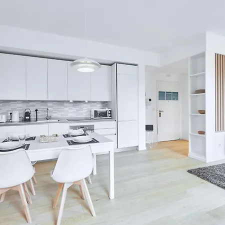 Easylife - - Buenos Aires 77 A-buenos Aires *