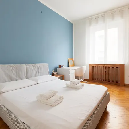 Guesthost - Porta Ticinese - Modern * ميلان