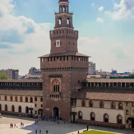 Apartament Corso Genova Urban Living In