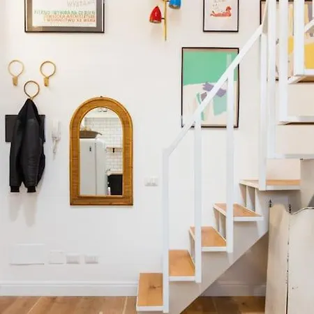 Apartment Designer Loft Near Bocconi And Porta Romana M3 Milan