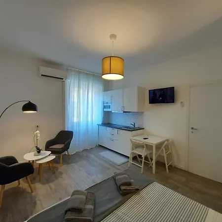 Apartment The Comfy Piazza Insubria