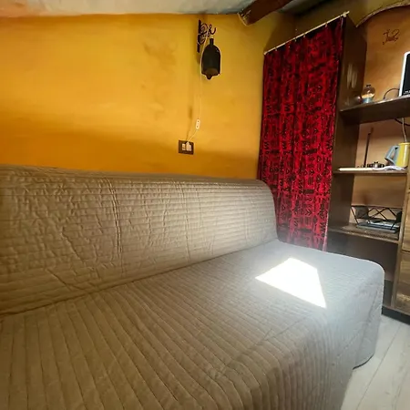 A.c.& G.o. Apartment *
