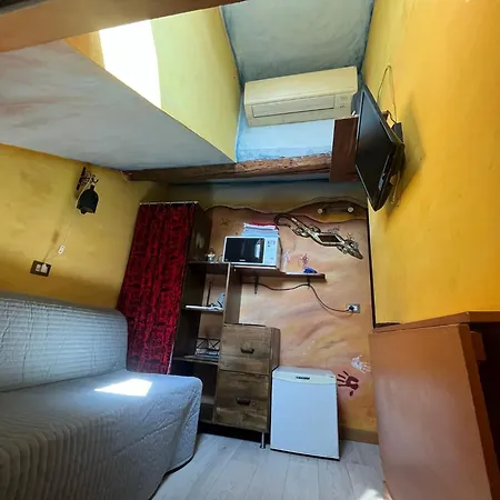 A.c.& G.o. Apartment Milan