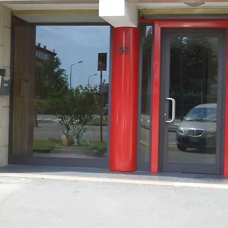 Bed and breakfast Parco Lambro 2*