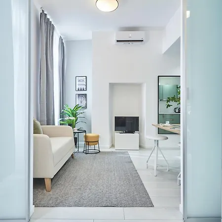 Elegante Minimal Dai Tocchi Botanici * Μιλάνο