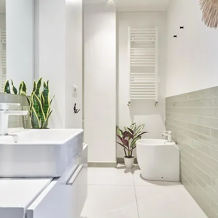 Elegante Minimal Dai Tocchi Botanici Διαμέρισμα *