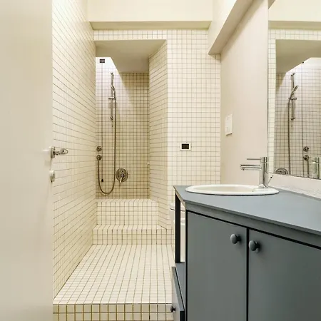 Hostmate - - Solferino 3 - Brera *