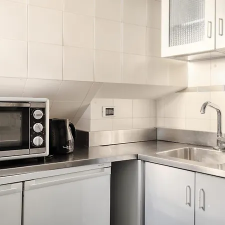 Brera - Bright And Cosy 2 Bedrooms Apt- Via Solferino * Milano