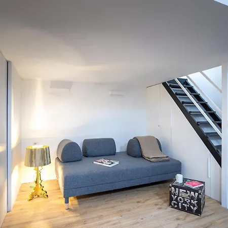 Walk To Duomo, Loft Near Metro, M4 Linate 2min Walk Apartmán