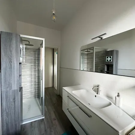 Lodi Nest - M3 Brenta Design Flat With Balcony - 10 Min Duomo Appartamento
