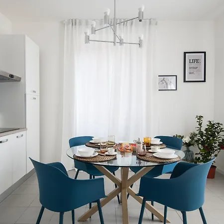Santa Maria Square View - Family Apartamento *