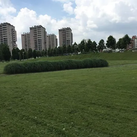 Flat Overlooking The Park Apartman *