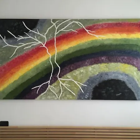 Apartment Flat Overlooking The Park