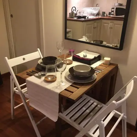 Piccolo Nest In Apartamento Milán