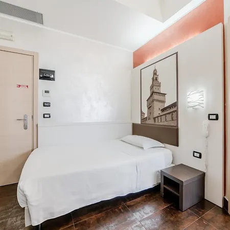 Navigli Hotel 3*