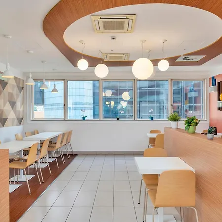 酒店 米兰赛尼斯加里波第酒店