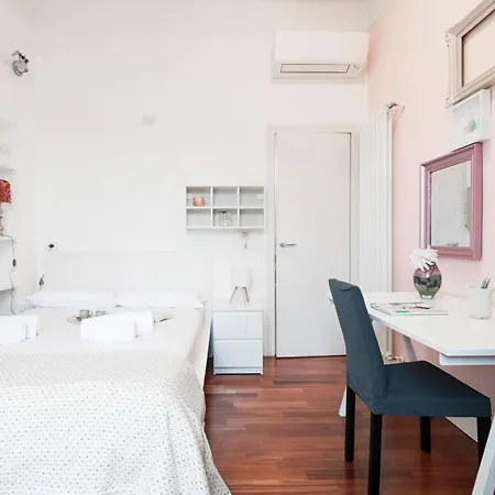 Apartament Easylife - Oasi Di Comfort E Stile In Porta Romana *